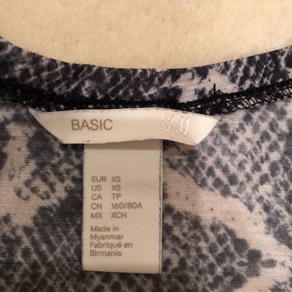 H&M Racerback Flowy Tank - Picture 3 of 4